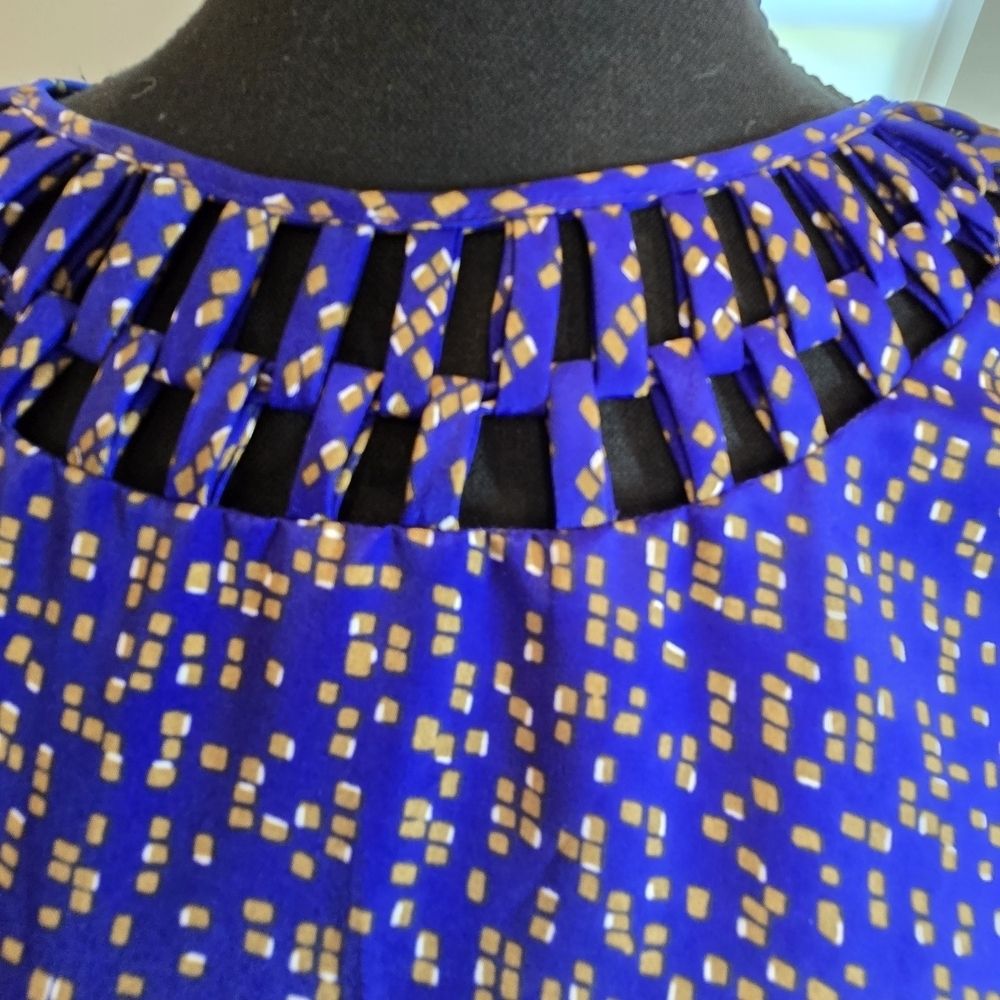 Mossimo Blue Patterned Mini Dress - Picture 2 of 3